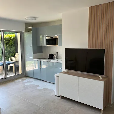 Logement Cosy Avec Jardin Cabourg Exterior photo